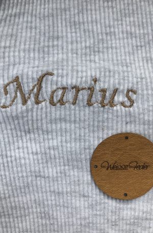 Stickarbeit - Handtücher, Halstücher, Musselinwindeln, etc.